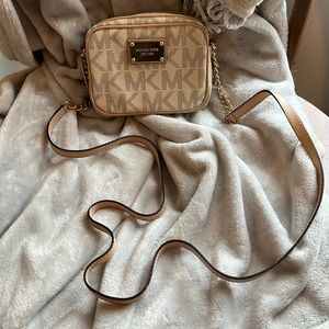 Michael Kors Crossbody